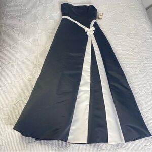 Vtg Jessica McClintock for Gunne Sax Black White Strapless Ball Gown Size 5 NWT